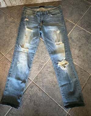 273 Flying Monkey Distressed Light Wash Denim Jeans Size 28